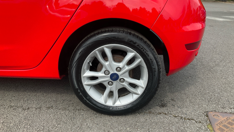 Ford Fiesta 1.0 EcoBoost Zetec 5dr Petrol Hatchback